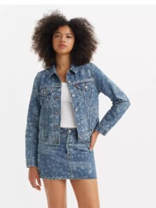 Levi's Sale 50% off Select Jeans and Apparel