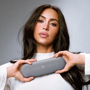 Beats Pill x Kim Kardashian - Wireless Bluetooth Speaker Sale